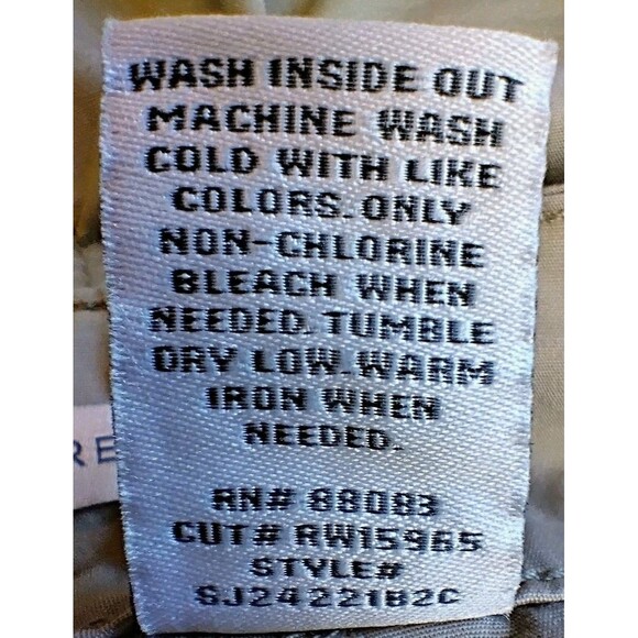 Sincerely Jules NWT Women's Khaki Shorts With Pockets, Size 9/29 - Picture 7 of 9